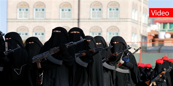 Savaşın cehennemi ve milislerin arasında kalan Yemenli kadınlar