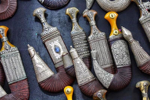 Yemenlilerin vaz geçilmez parçası (Cenbiye)