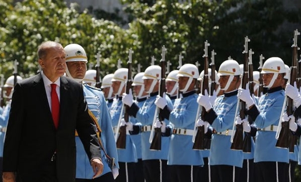Erdoğan yemin etti, yeni sistem başladı
