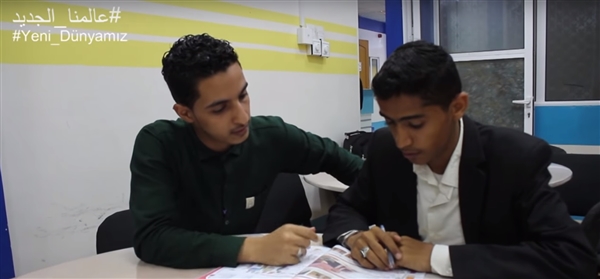 Yemenli gençlerden savaşın gölgesinde Türkçe öğretim hamlesi