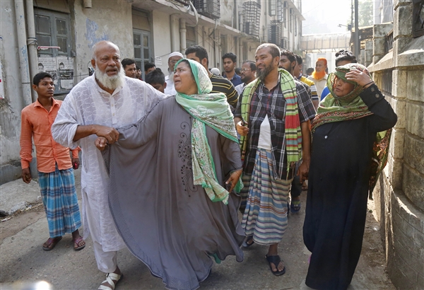 Bangladeş’teki yangın faciasında ölü sayısı 81’e yükseldi