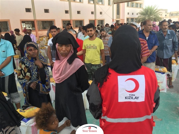 Türk Kızılayı Yemen'deki yaraları sarmaya devam ediyor