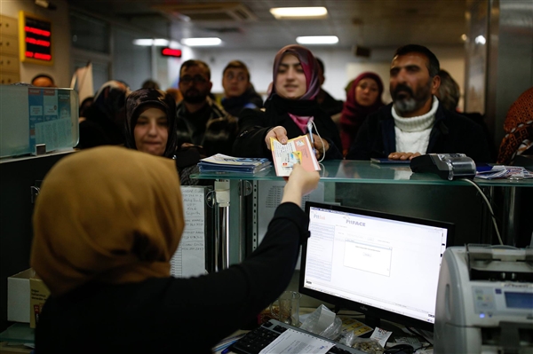 AB Suriyeli mülteciler için Türkiye’ye 1.5 milyar euro verecek