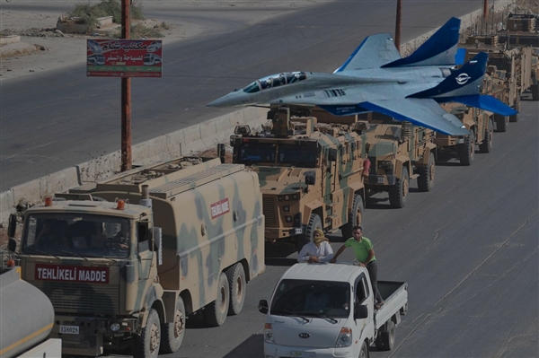 İdlib’de Türk konvoyuna hava saldırısı