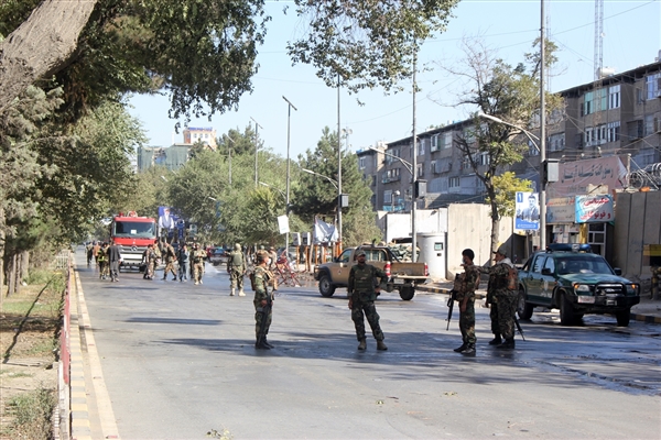 Afganistan'da kanlı saldırıda 22 kişi öldü