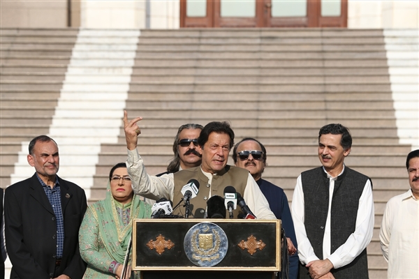 İran'la ara buluculuk için Suudi Arabistan'a gidiyor