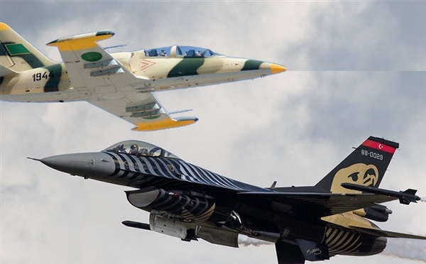 Esed rejimine ait savaş uçağı düşürüldü