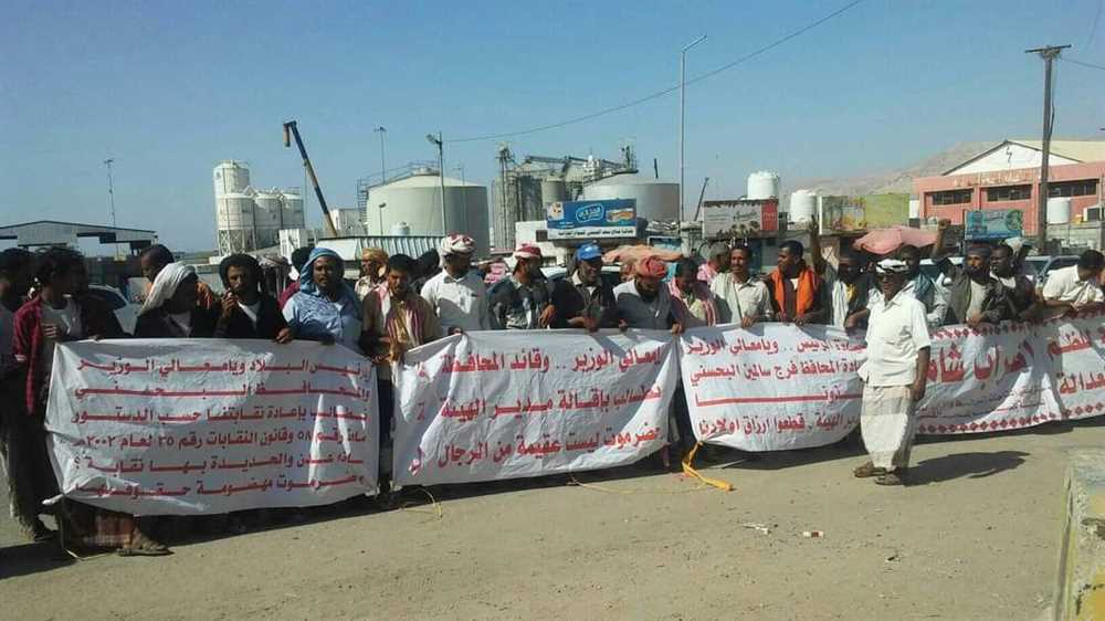 نقابة النقل: مطالب سائقو الشاحنات قانونية وندعو سلطات حضرموت إلى تنفيذها