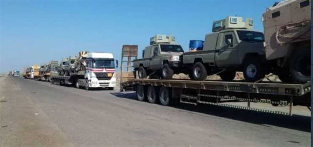 لتأمين مقرات الحكومة.. وصول تعزيزات عسكرية سعودية كبيرة إلى عدن