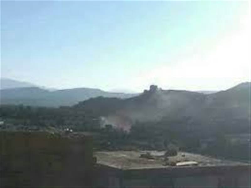 استشهاد وإصابة 13 مدنيا بقصف حوثي على منازل المواطنين بالحيمة شرق تعز