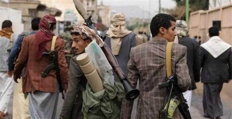 ذمار.. مليشيا الحوثي تفرض حصارا على إحدى القرى وتقصفها بالأسلحة الثقيلة