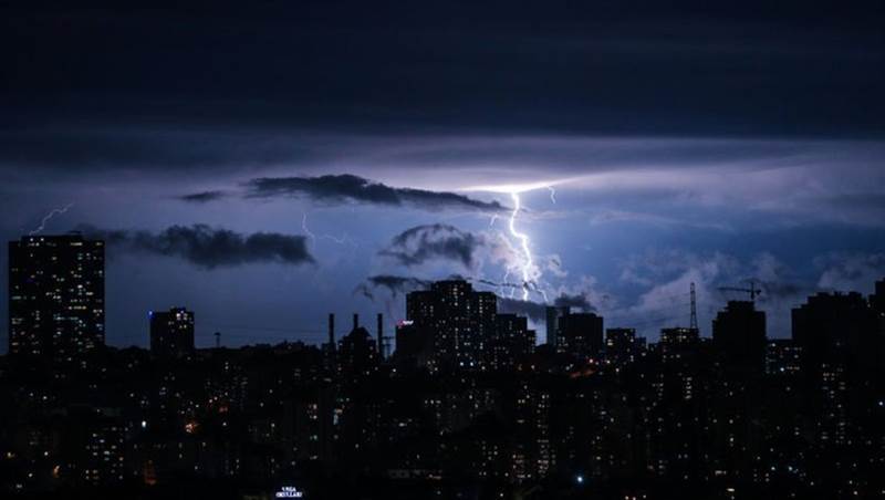 İstanbul için sağanak yağmur uyarısı