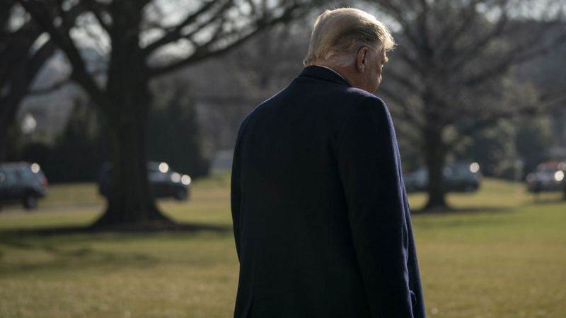 مجلس النواب يصوت لصالح قرار عزل ترمب