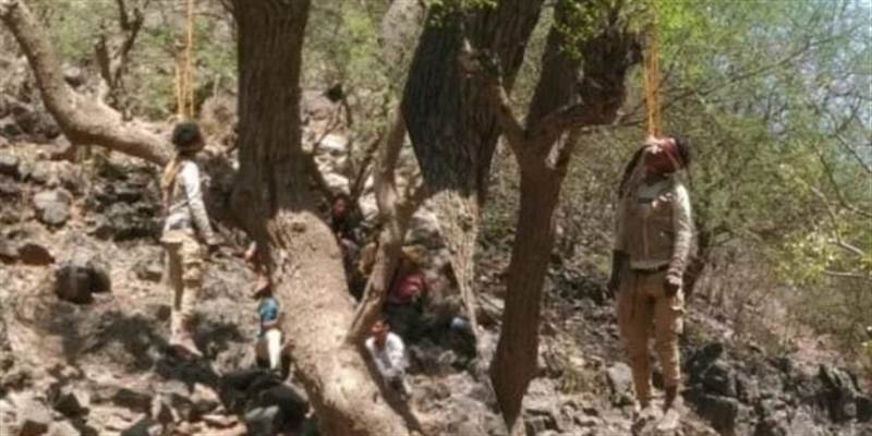 “Husiler Taiz’de kent meydanında sivilleri idam ediyor”