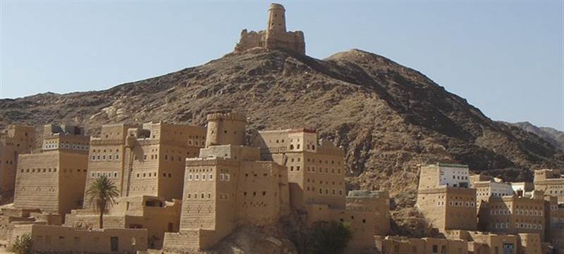 مسئول حكومي: تعرض 83 موقعا أثريا بالجوف للنهب والنبش والبيع من قبل المليشيات الحوثية