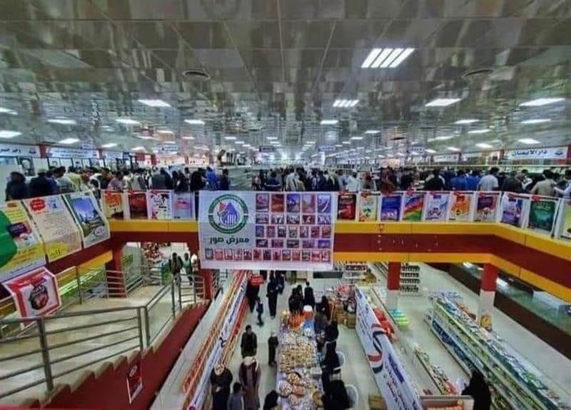 الوكيل الباكري يزور معرض الكتاب بمارب ويشيد بجهود القائمين عليه