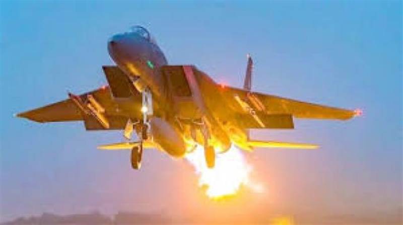 مقاتلات التحالف تستهدف مخازن ومواقع وتعزيزات المليشيات في مأرب