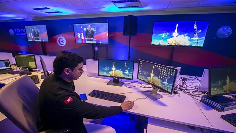 إطلاق 4 أقمار صناعية عربية إلى الفضاء