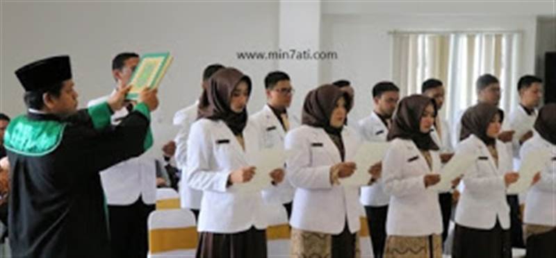 منحة مجانية لليمنيين لدراسة البكالوريوس والدراسات العليا في إندونيسيا