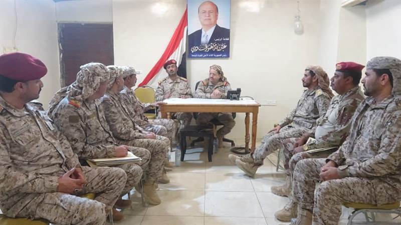 وزارة الدفاع تعقد اجتماعا هاما برؤساء الهيئات ومدراء الدوائر وقادة المناطق العسكرية