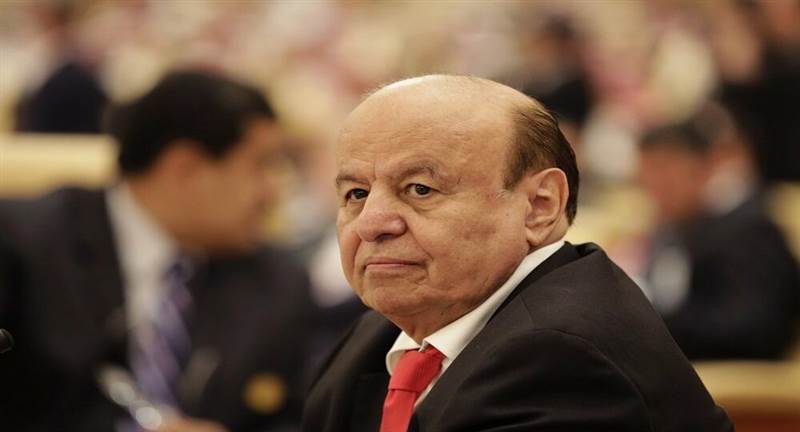 مع استمرار انهيار العملة.. الرئاسة اليمنية توجه دعوة عاجلة للسعودية