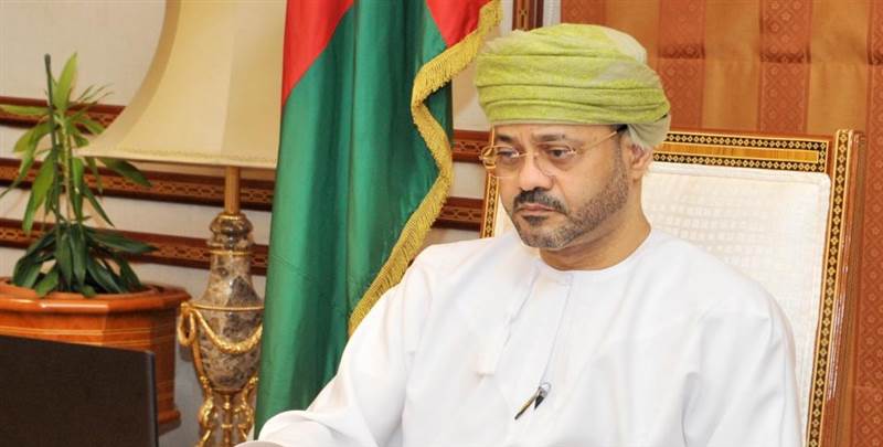 الخارجية العمانية تعلن موقفا جديدا من الأزمة اليمنية وتعبر عن قلقها البالغ
