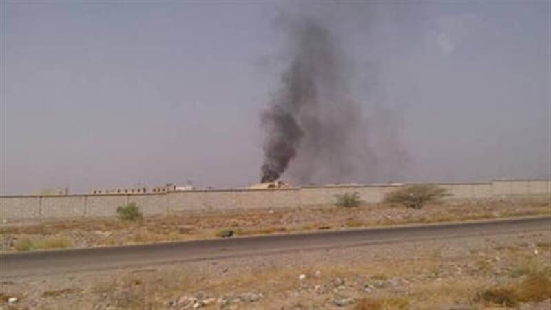 قتلى وجرحى جراء قصف صاروخي شنته مليشيات الحوثي على قاعدة العند