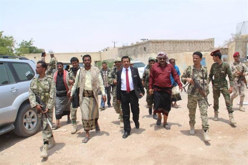 محافظ شبوة يصل منشأة بلحاف ويلتقي قيادات إماراتية وسعودية