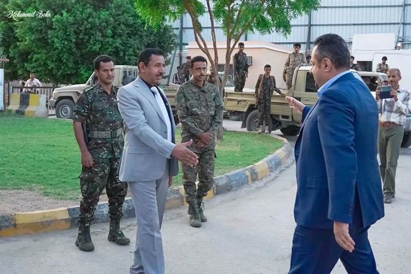رئيس الوزراء يصل محافظة شبوة