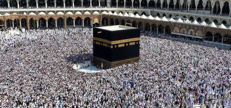 Mescid-i Haram ve Mescid-i Nebevi tam kapasite ibadete açılıyor