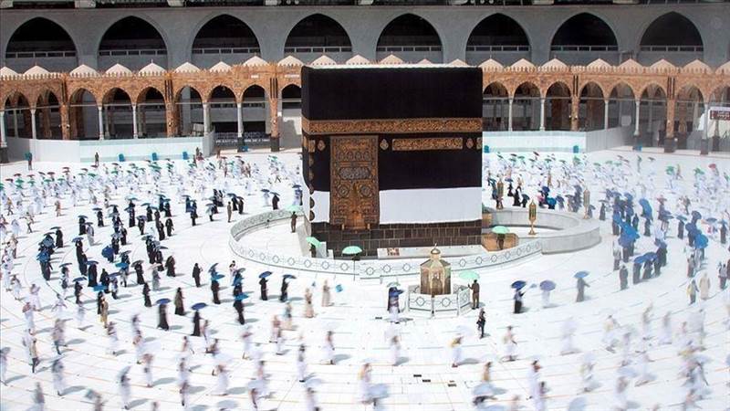 الأوقاف تعلن السماح لليمنيين بالعمرة وتضع عددا من الشروط