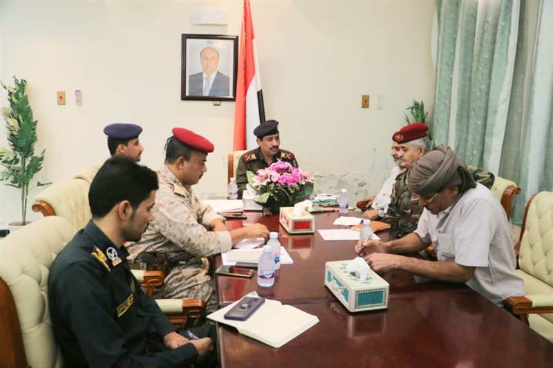 اجتماعاً امنياً برئاسة وزير الداخلية بمحافظة حضرموت