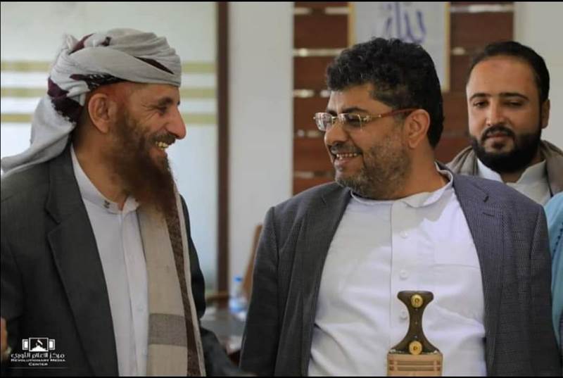 أشاد بمليشيا الحوثي وبارك جرائمها.. هل قبض الشيخ السلفي "المهدي" ثمن دماء طلبة (دار الحديث) بمأرب ؟
