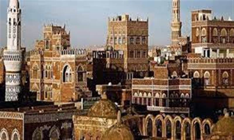 مليشيات الحوثي تفرض صيغة جديدة " للأذان" في مناطق سيطرتها وتهدد المخالفين