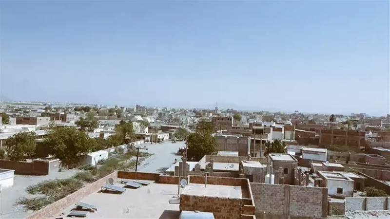 انكسارات حوثية وتقدم كبير للجيش في الحديدة.. استكمال السيطرة على مدينة حيس والتقدم نحو الجراحي
