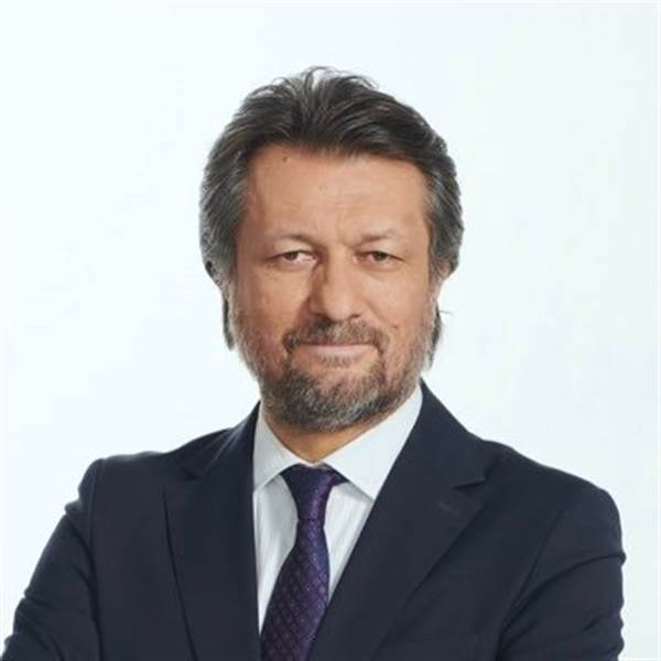 Yemen ellerinden 160 milyon dolarlık yatırımla gelen ‘devrimci’ tıp doktoru