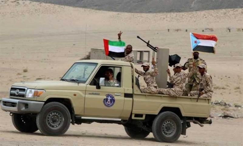 في خطوة خطيرة.. الانتقالي يعود لتحشيد ميلشياته من جديد في معسكرين بشبوة مع غياب المحافظ "بن عديو"
