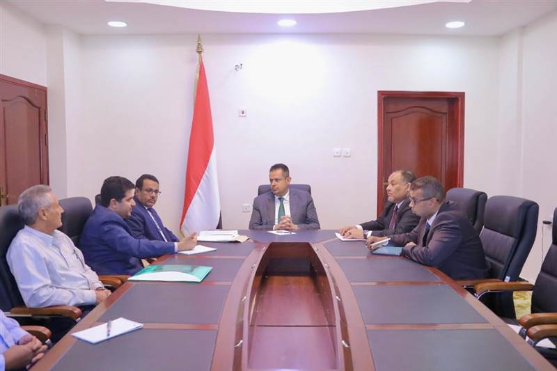 توجيهات حكومية بتوفير النفط والغاز ووزير النفط يؤكد أن الأزمة في طريقها للانفراج