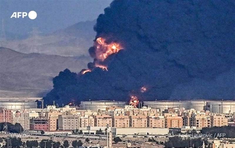 أسعار النفط تقفز الى مستويات قياسية بعد هجمات الحوثيين على منشآت أرامكو