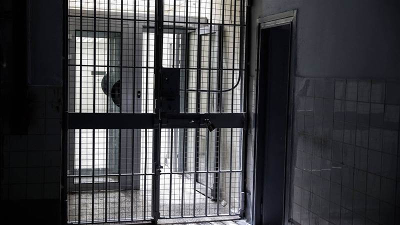 Yemen’de 10 El Kaide mensubu cezaevinden kaçtı