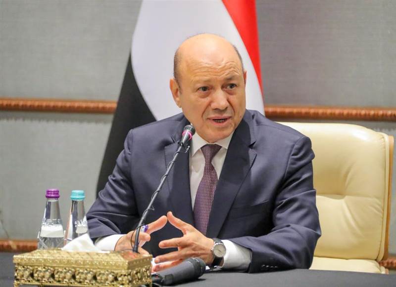 مصادر تكشف عن هدية ثمينة منحها المجلس الرئاسي للوزراء مقابل بقائهم في عدن