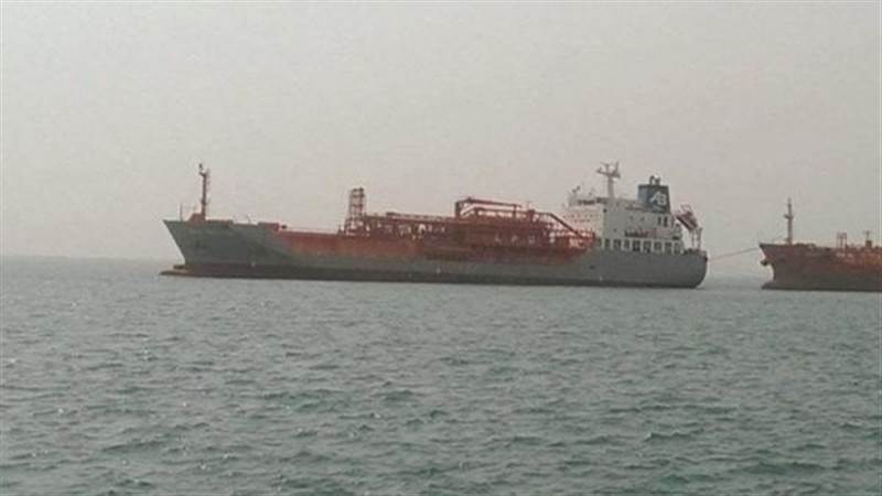 Arap koalisyonu, alıkoyduğu Husilere ait yakıt tankerini serbest bıraktı