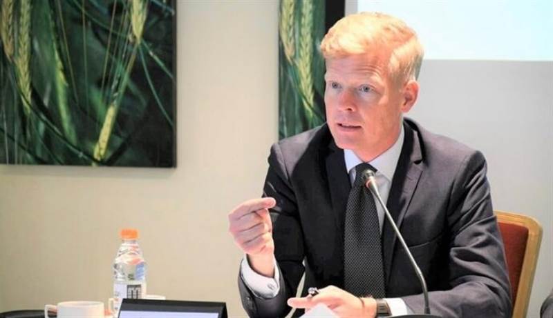 BM Yemen Özel Temsilcisi Yemenli toplum önderleri ile görüşüyor