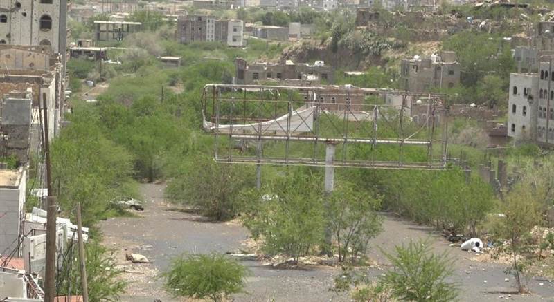 بالتزامن مع زيارة وفد أممي للمدينة.. لجنة التفاوض الحكومية تتهم الحوثيين بالتهرب من فتح طرقات تعز