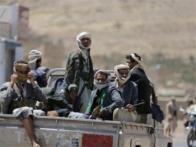 اندلاع اشتباكات عنيفة بين قبلين ومليشيات الحوثي بالبيضاء