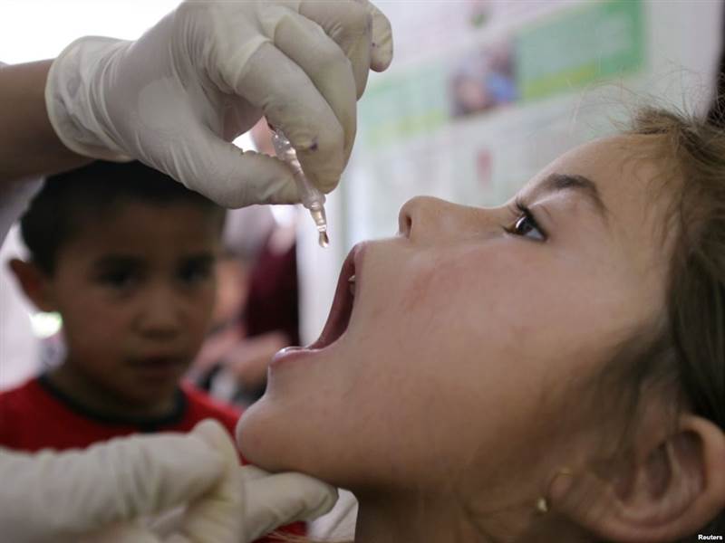 اليوم انطلاق حملة لتطعيم أكثر من مليون طفل ضد الشلل في 12 محافظة