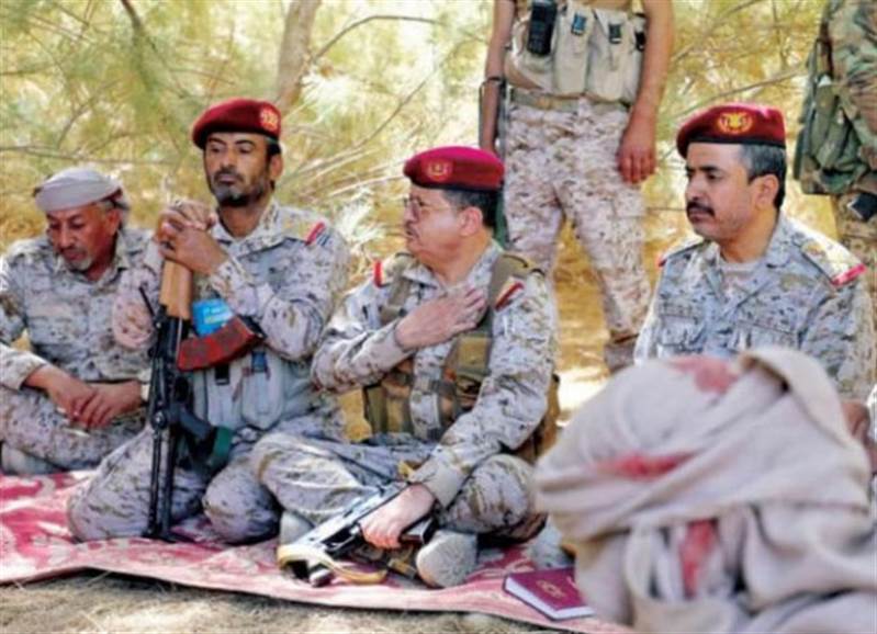 Yemen Savunma Bakanı: İran Husilere silah desteğini sürdürüyor