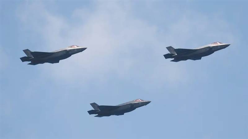 إسرائيل تكشف عن تعرض مقاتلاتها لنيران روسية فوق سوريا