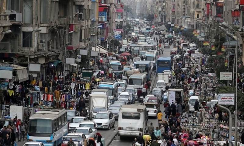 على غرار سريلانكا.. صحيفة فرنسية: مصر وتونس والبرازيل دول مهدد بالانهيار