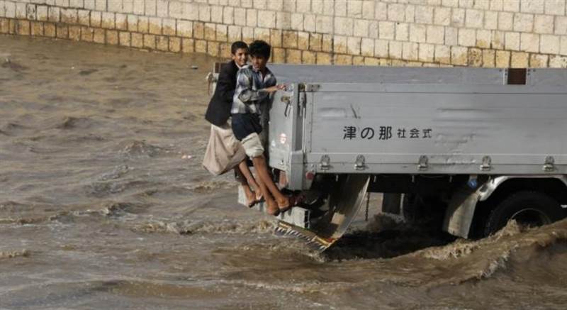 Yemen'de aşırı yağış ve sel 24 saat içinde 15 kişiyi öldürdü